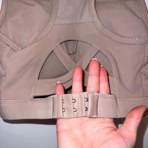 Gym shark cropped workout top for sale in size small! - Picture 10 of 12